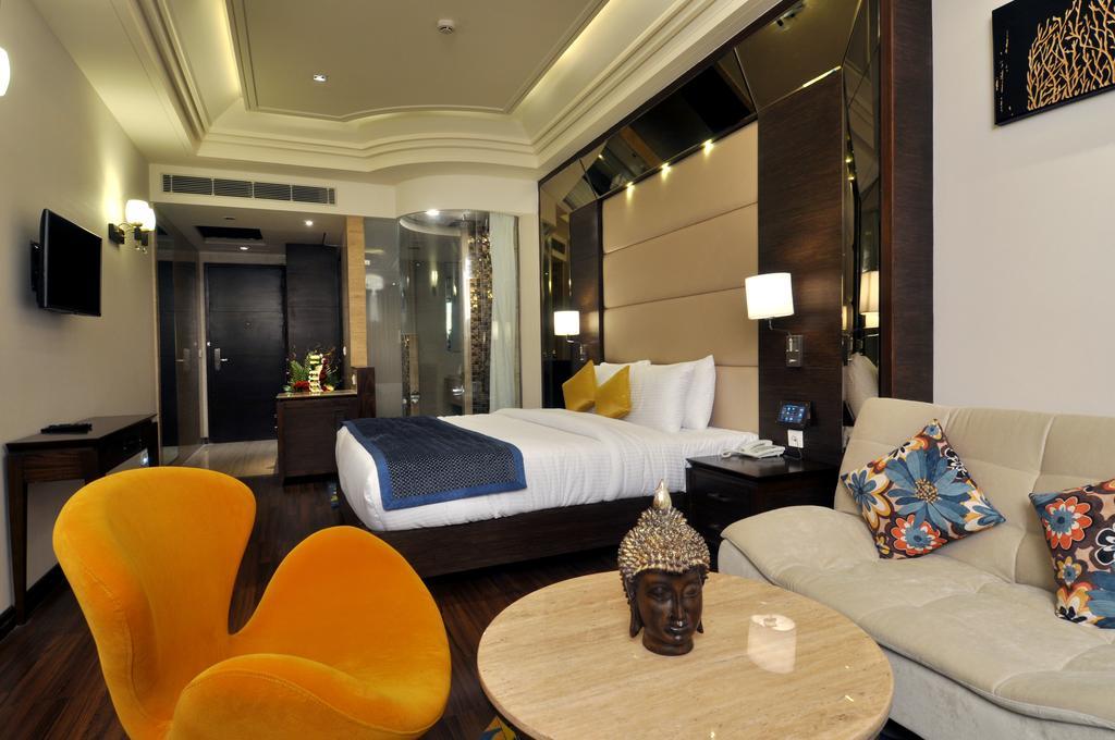 The Cove Hotel Panchkula Habitación foto